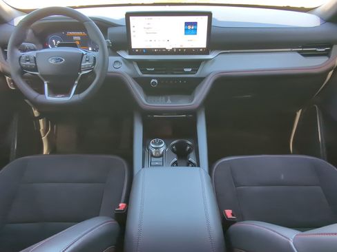 Certified 2025 Ford Explorer ST image 13