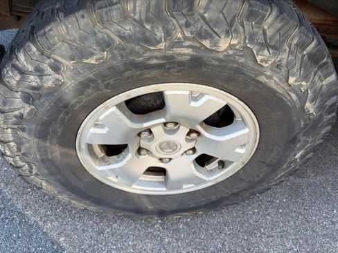 Used 2013 Toyota Tacoma PreRunner w/ TRD Sport Pkg RWD image 28