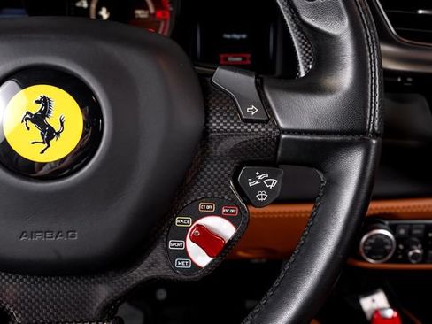 Certified 2018 Ferrari 488 GTB RWD image 37