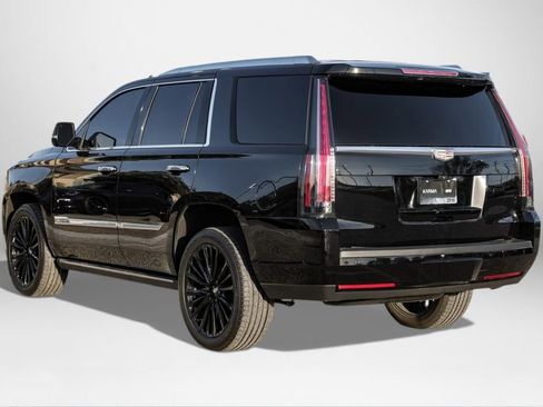 Used 2019 Cadillac Escalade Platinum image 8