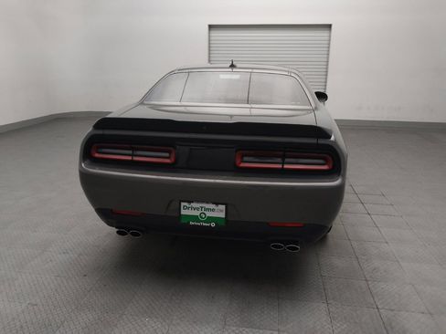 Used 2018 Dodge Challenger SXT w/ Blacktop Package RWD image 7