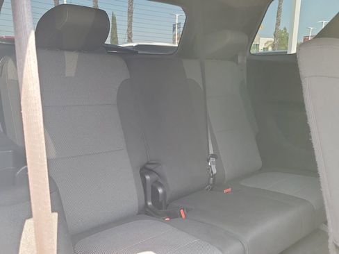 Used 2023 Chevrolet Traverse LT image 19