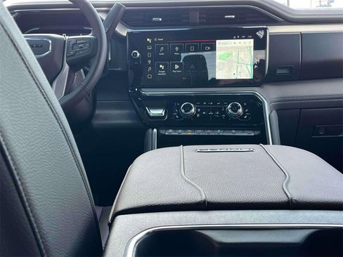 New 2026 GMC Sierra 2500 Denali w/ Denali Reserve Package image 14