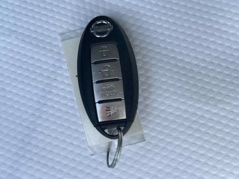Used 2017 Nissan Sentra SV FWD image 36