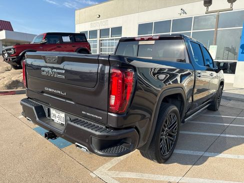 Used 2022 GMC Sierra 1500 Denali Ultimate AWD/4WD image 6