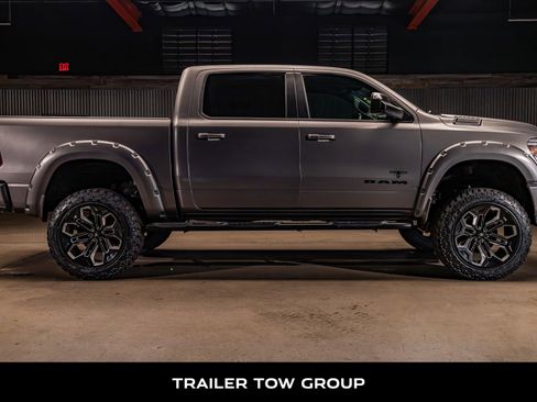 Used 2019 RAM 1500 Big Horn AWD/4WD image 10