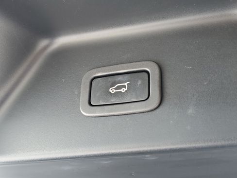 Used 2020 Land Rover Range Rover HSE AWD/4WD image 10