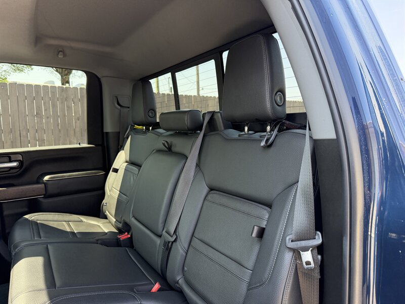 Used 2022 GMC Sierra 2500 Denali AWD/4WD image 23