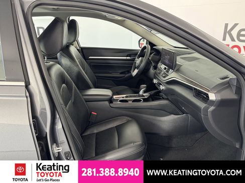 Used 2025 Nissan Altima 2.5 SL FWD image 20