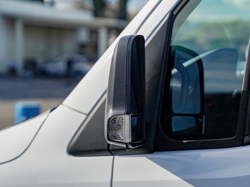 Used 2025 Mercedes-Benz Sprinter 2500 image 22