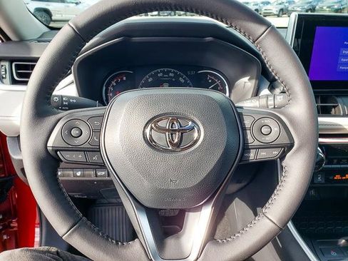 New 2025 Toyota RAV4 XLE image 17