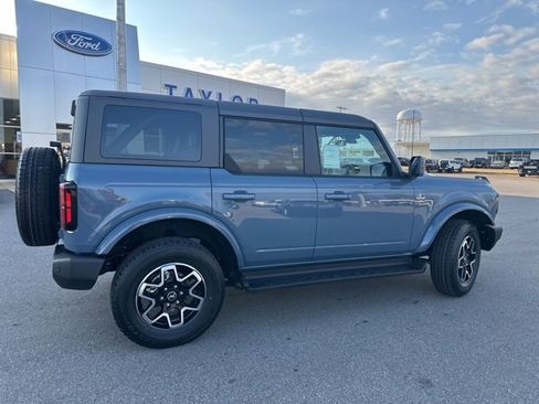 New 2025 Ford Bronco Outer Banks image 16