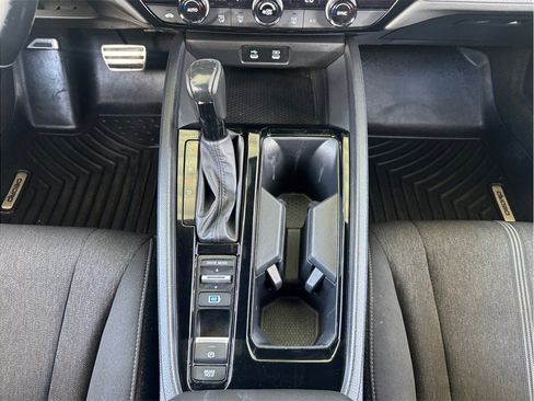 Used 2023 Honda Accord Sport image 12