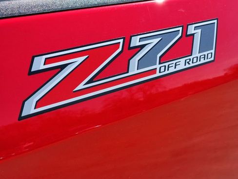 Used 2018 Chevrolet Colorado Z71 image 11