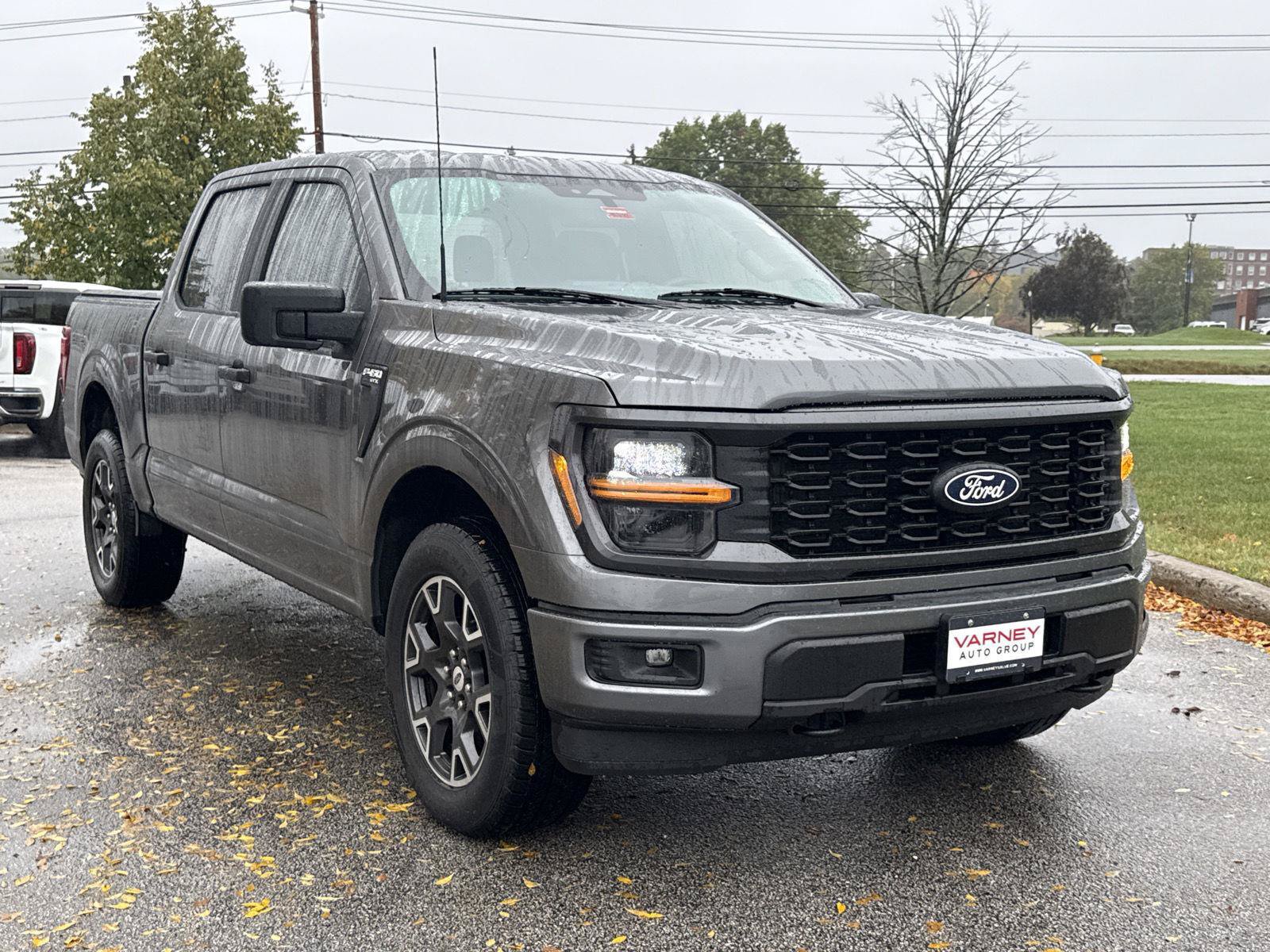 Used 2025 Ford F150 STX w/ Equipment Group 200A AWD/4WD image 3