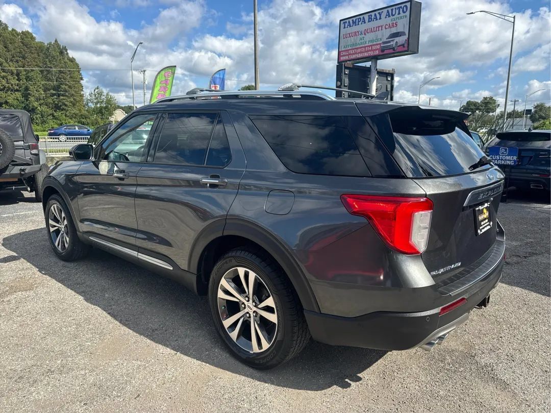 Used 2020 Ford Explorer Platinum w/ Premium Technology Package AWD/4WD image 7