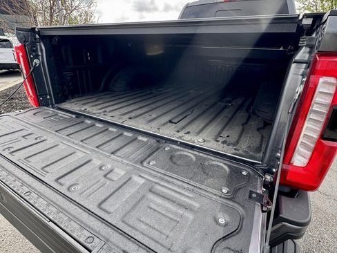 Used 2024 Ford F350 Lariat w/ Lariat Ultimate Package image 9