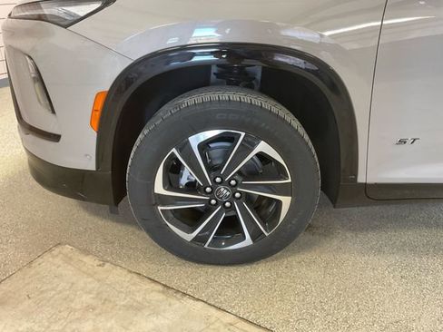 New 2026 Buick Enclave Sport Touring w/ Super Cruise Package image 13