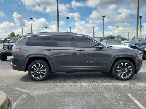 Used 2022 Jeep Grand Cherokee L Overland RWD image 8