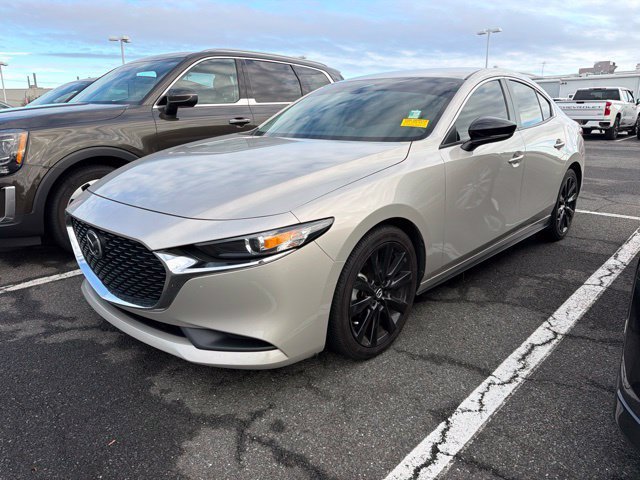 Used 2024 MAZDA MAZDA3 s FWD image 3