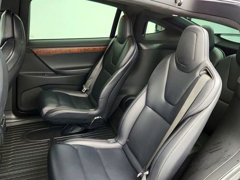 Used 2018 Tesla Model X 100D image 27