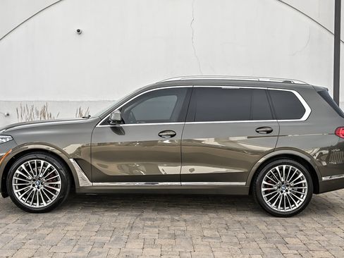 Used 2021 BMW X7 xDrive40i w/ Premium Package AWD/4WD image 11