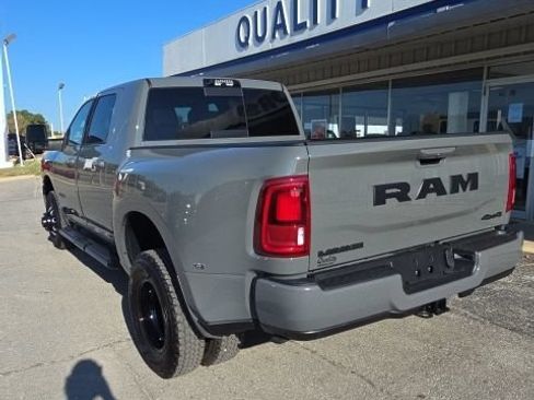 New 2027 RAM 3500 Laramie AWD/4WD image 8