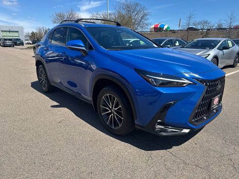 Used 2024 Lexus NX 350 AWD w/ Vision Package image 11