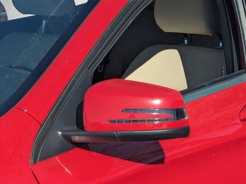 Used 2019 Mercedes-Benz GLA 250 image 13