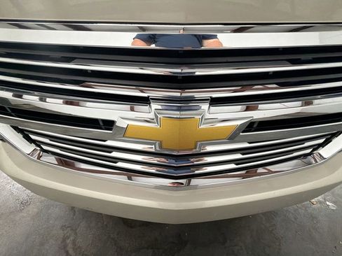 Used 2015 Chevrolet Tahoe LTZ RWD image 32