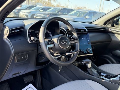 Used 2023 Hyundai Santa Cruz SE image 10