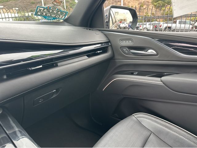 Certified 2024 Cadillac Escalade ESV Sport RWD image 5