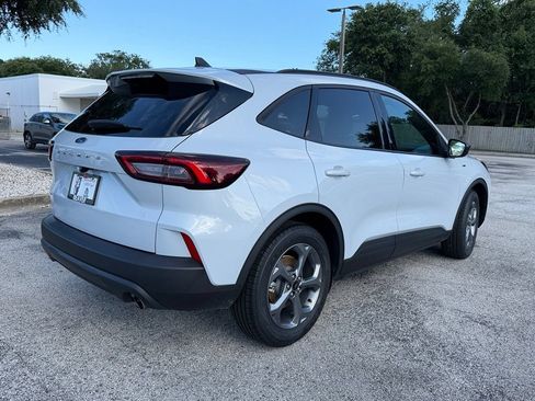 Used 2025 Ford Escape ST-Line FWD image 9