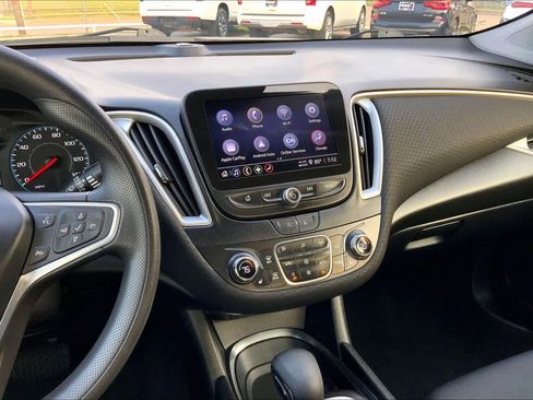 Used 2023 Chevrolet Malibu LT FWD image 7