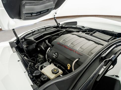 Used 2014 Chevrolet Corvette Stingray Coupe image 46