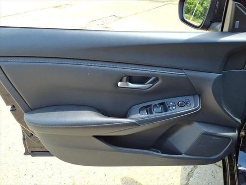Used 2024 Nissan Sentra SV w/ All-Weather Package FWD image 13