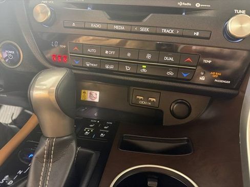 Used 2021 Lexus RX 450h AWD w/ Premium Package image 24