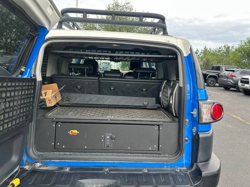Used 2008 Toyota FJ Cruiser 4WD image 9