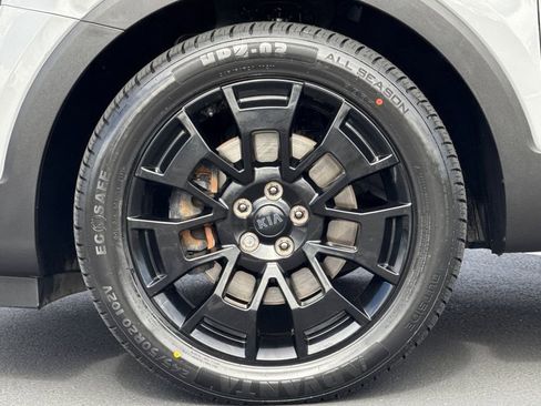 Used 2021 Kia Telluride SX w/ SX Prestige Package image 15