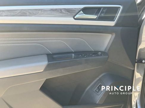 Certified 2023 Volkswagen Atlas Cross Sport SE w/ Black Wheel Package FWD image 12
