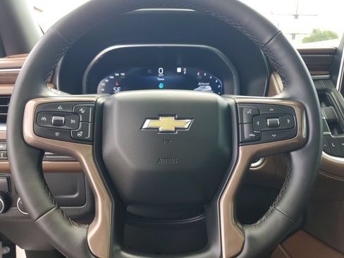 Used 2023 Chevrolet Tahoe High Country RWD image 12