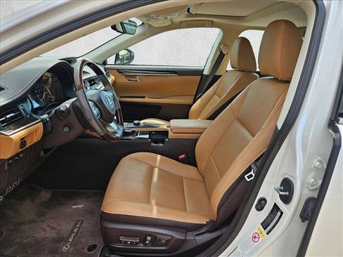 Used 2017 Lexus ES 350 w/ Premium Package FWD image 14