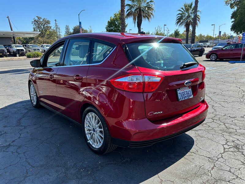 Used 2016 Ford C-MAX SEL w/ Equipment Group 302A FWD image 5