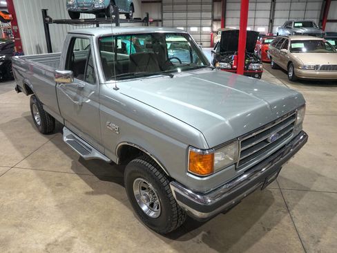 Used 1990 Ford F150 4x4 Regular Cab image 14