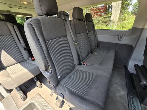 Used 2015 Ford Transit 350 XLT RWD image 16