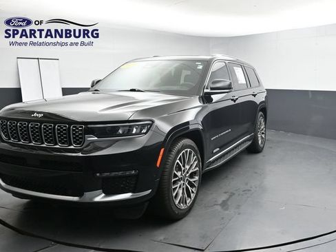 Used 2023 Jeep Grand Cherokee L Summit AWD/4WD image 3