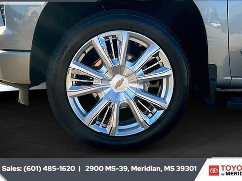 Used 2024 Chevrolet Silverado 1500 High Country w/ Technology Package image 7