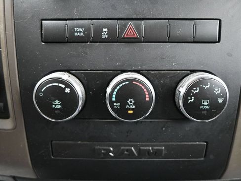 Used 2012 RAM 1500 Express w/ ST Popular Equipment Group AWD/4WD image 17