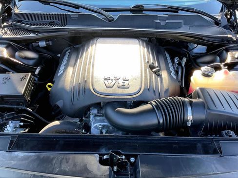 Used 2023 Dodge Challenger R/T w/ Plus Package image 30