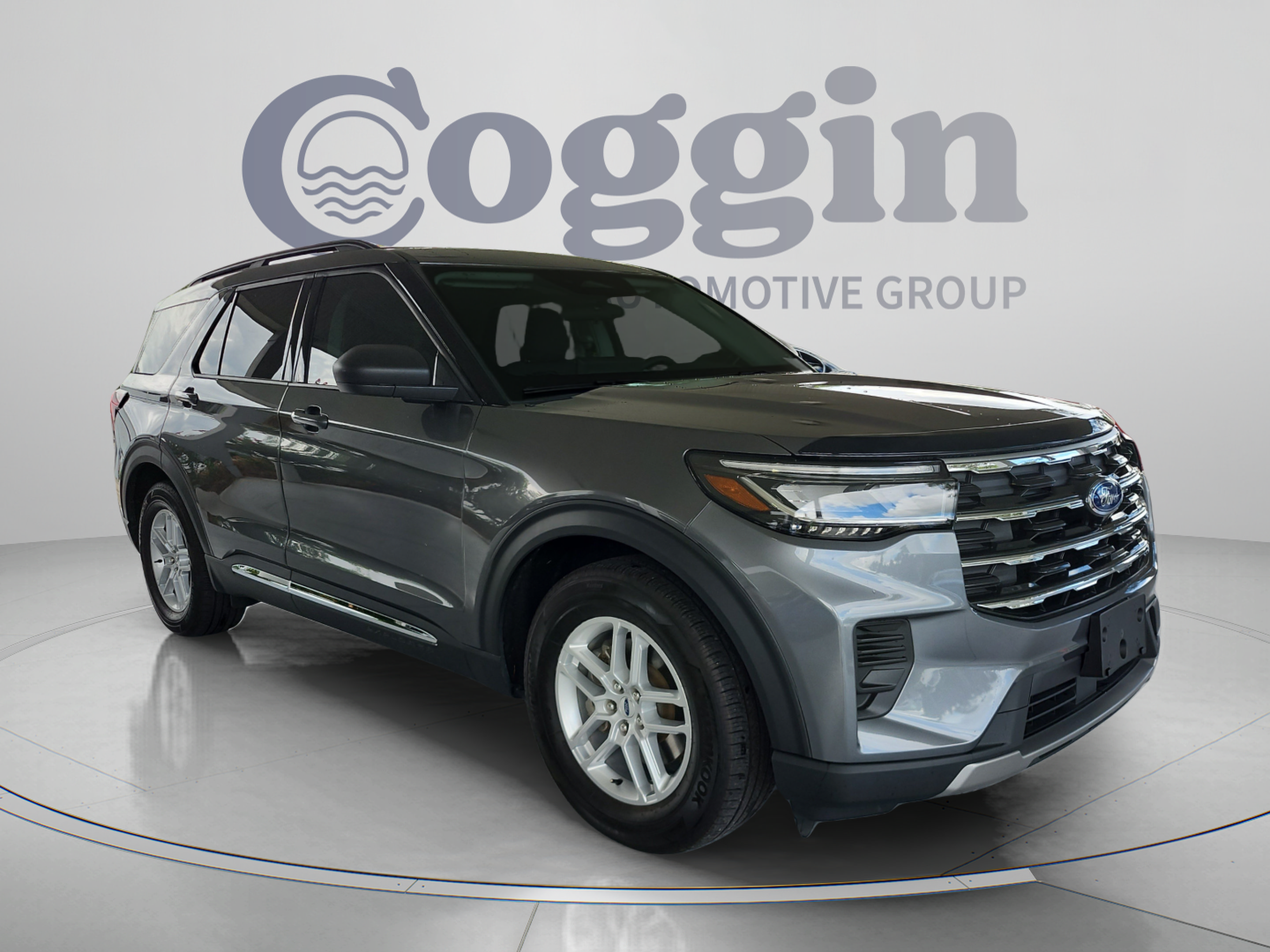 Used 2025 Ford Explorer Active RWD image 7